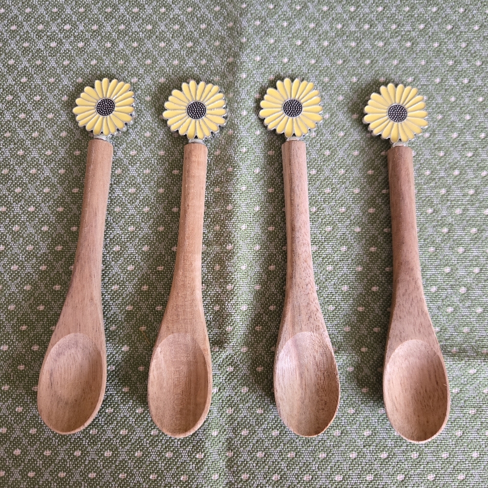Wooden Spoons with Sunflower Design 4-pc Set